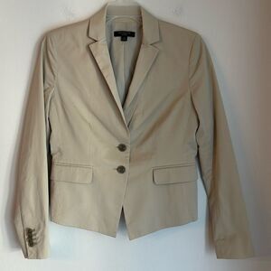 Ann Taylor women’s blazer suit jacket beige nude stretch office work size 2P EUC